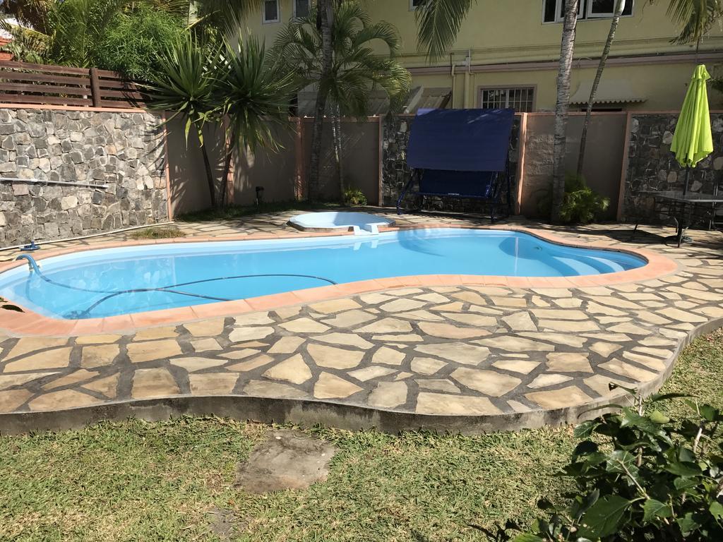 H&K Villa Blue Bay Exterior photo