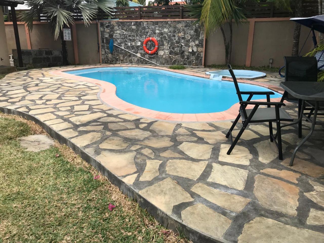 H&K Villa Blue Bay Exterior photo