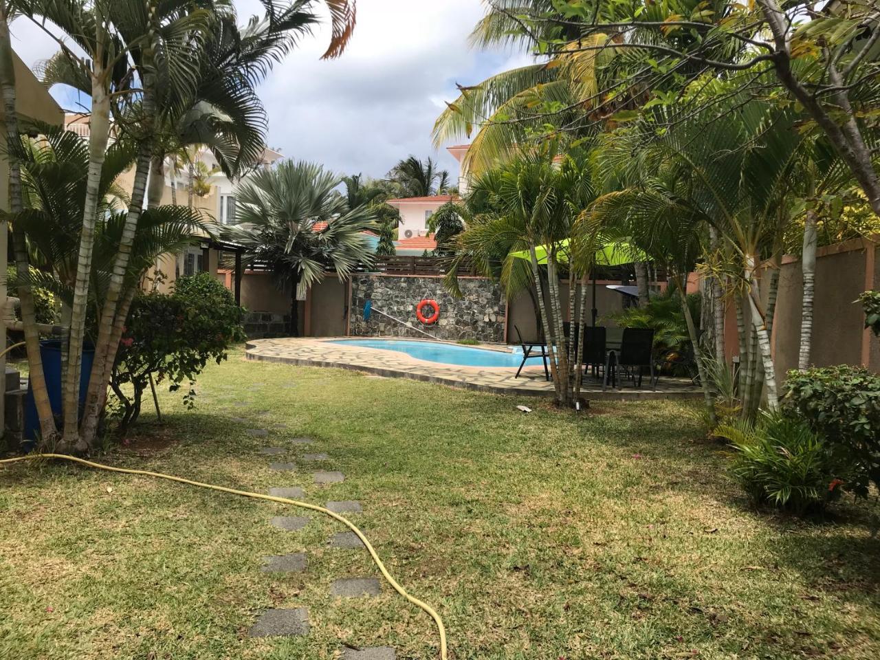 H&K Villa Blue Bay Exterior photo