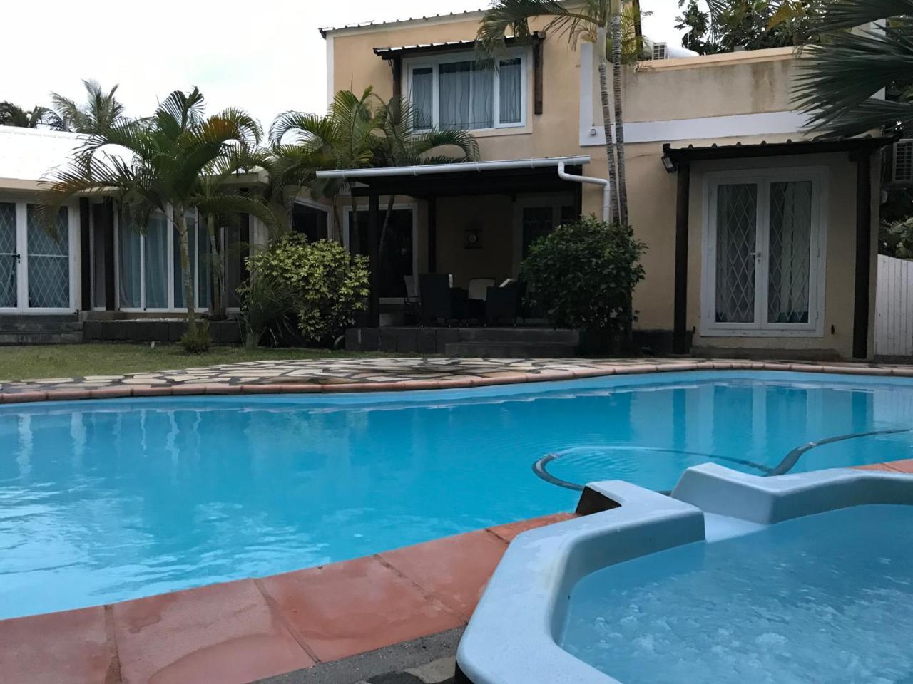 H&K Villa Blue Bay Exterior photo